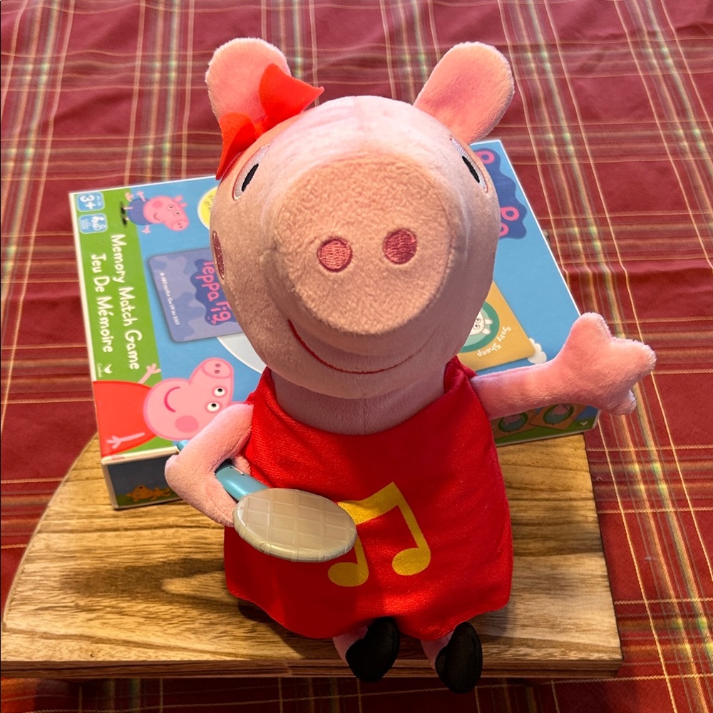 Peppa Pig Oink-Along Songs Peppa, Singing Peppa Pig Plush Doll New Without Box